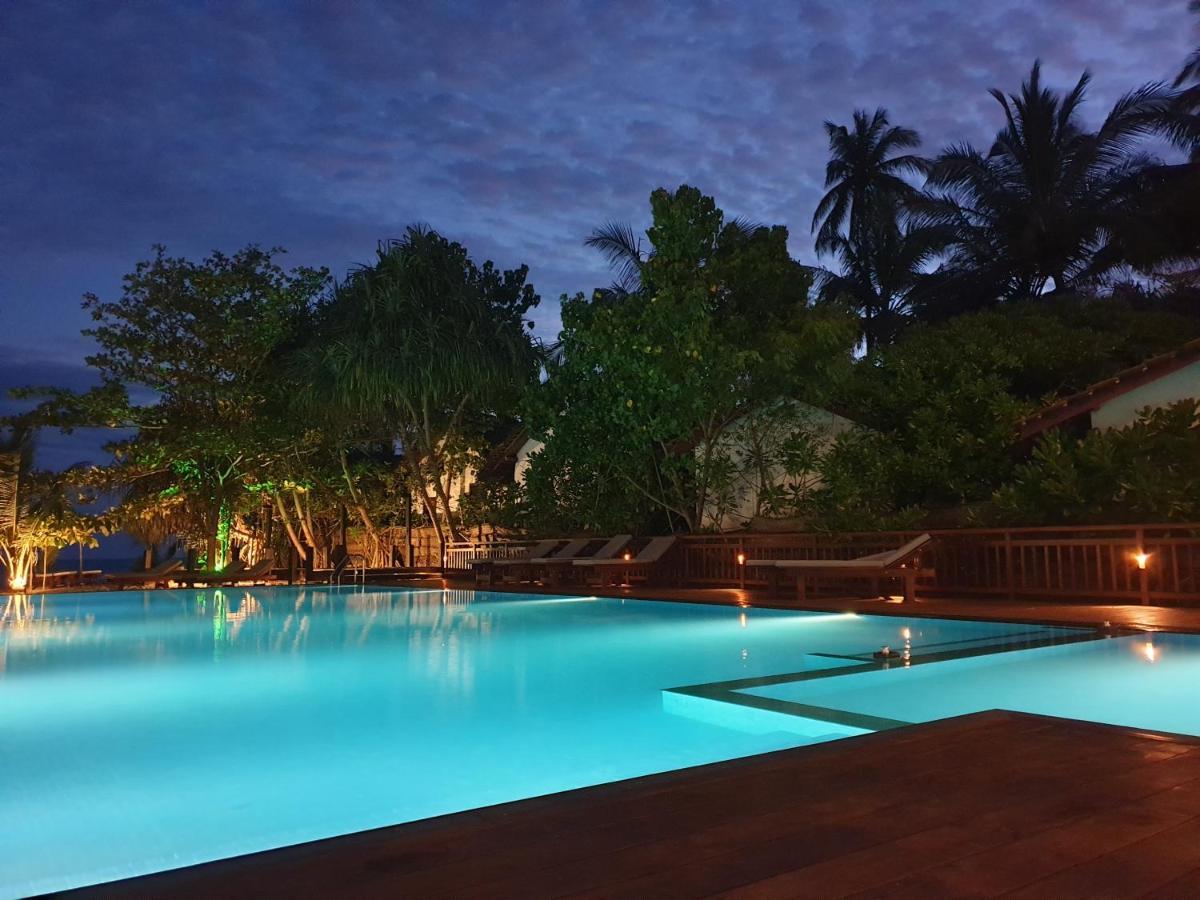 Marakolliya Beach Resort Tangalle Luaran gambar