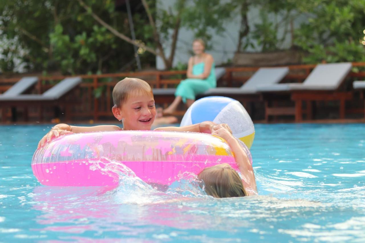 Marakolliya Beach Resort Tangalle Luaran gambar